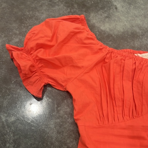 NWOT Sim and Sam Crop Top Small - Picture 4 of 7